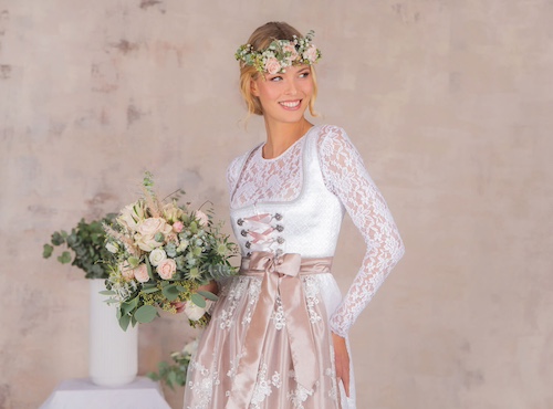 Stilberatung Trachtenhochzeit: Von Dirndl bis Gamsbart